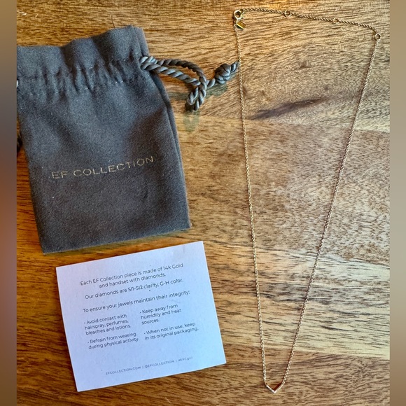 EF COLLECTION: DIAMOND MINI CHEVRON NECKLACE (14k gold) - Picture 5 of 7